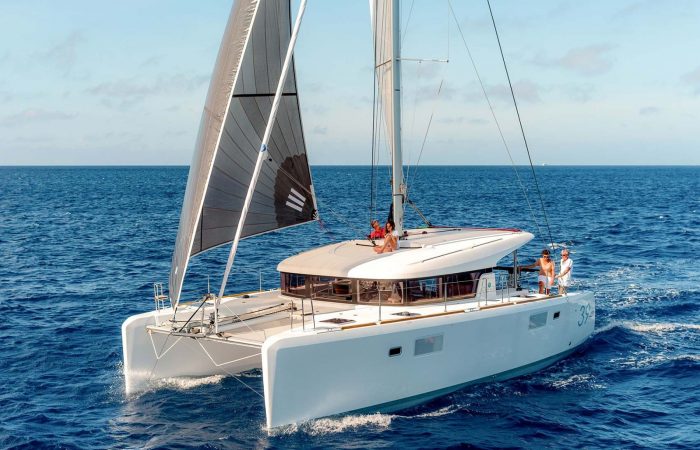 Lagoon 390 Catamaran
