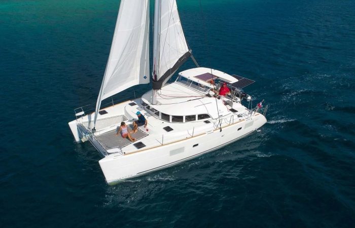 Lagoon 390 Catamaran